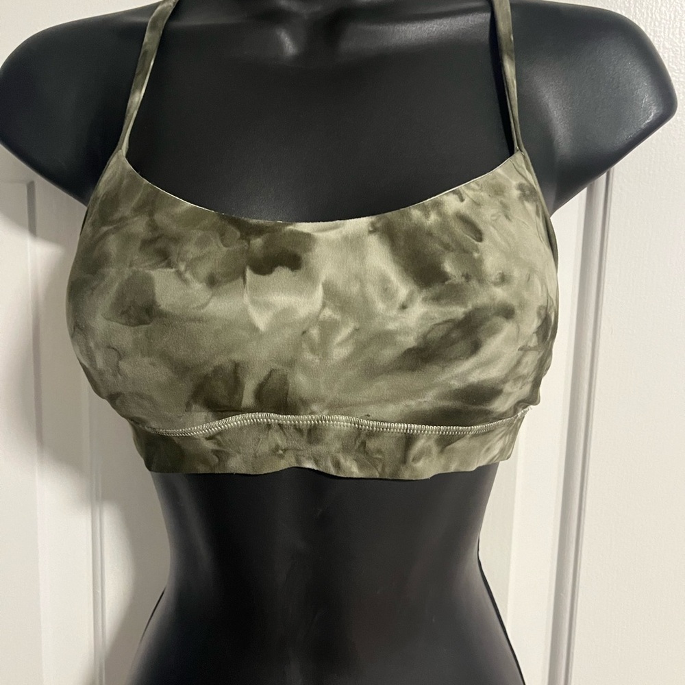 Lululemon Flow Y Bra Top Size 4 Camo Colour